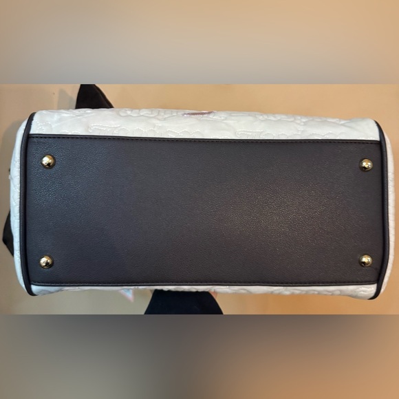 Juicy Couture Cream Quilted Shoulder Tote with Brown Trim & Pink Script - Picture 9 of 11